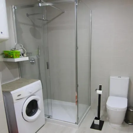 Lovelystay - Clube Brisamar - 2br Flat With Balcony Appartement Alvor