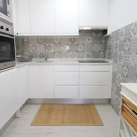 Appartamento Lovelystay - Clube Brisamar - 2br Flat With Balcony Alvor